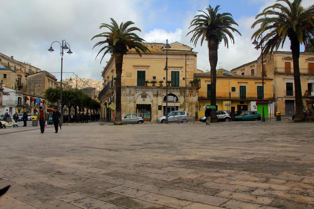 B&B Piazza Centrale Modica Kültér fotó